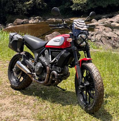 DUCATI SCRAMBLER CUSTOM 
